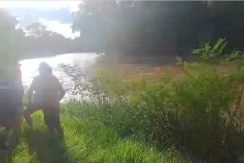 Corpo de Ceferino Martínez é encontrado após dias de buscas no Rio Apa.