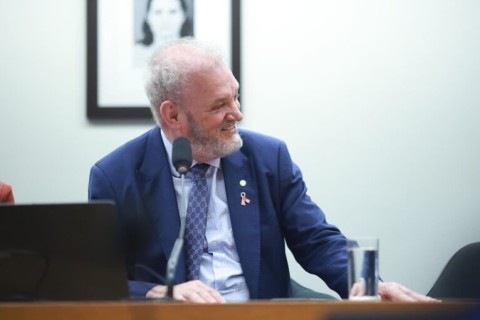 Geraldo gasta R$ 561 mil e é campeão em gasto da cota parlamentar pelo 2º ano consecutivo.